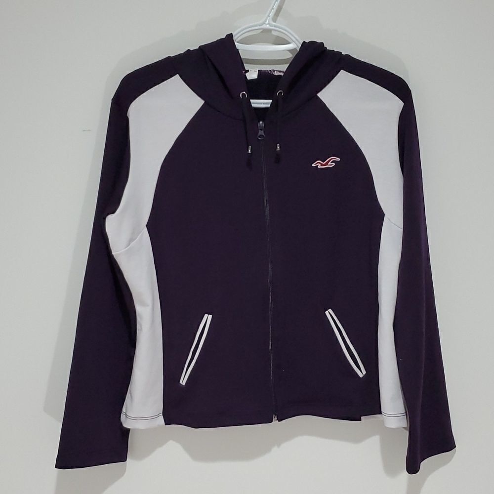 Hollister almacen Kevin purple and white hoodie